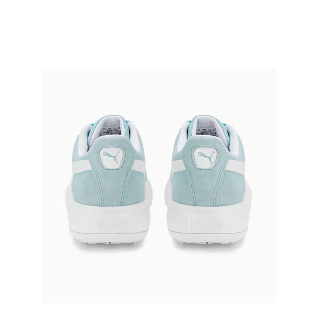 UK 3